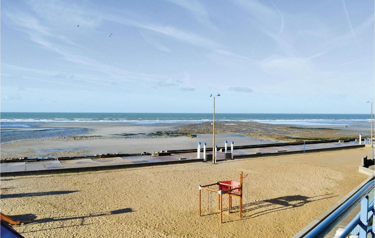 Gorgeous Apartment In Wimereux With Kitchen Exterior photo